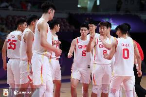 俱乐部世界杯-中国男篮首节以25-24领先韩国男篮1分 赵睿6分余嘉豪5分胡金秋4分