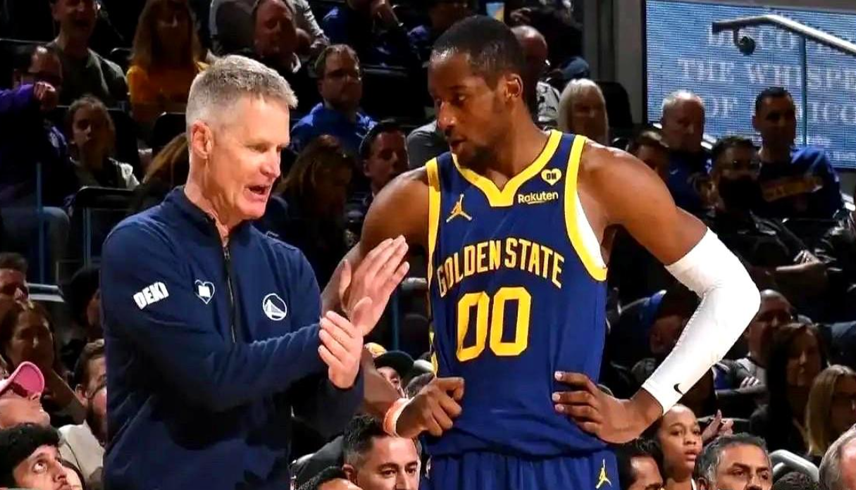 撕破脸！NBA豪门陷入僵局，新星公开表达不满，库里也帮不你