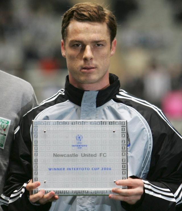 1710617876588035851.png 20000天无冠,穆里尼奥给纽卡斯尔指了条明路