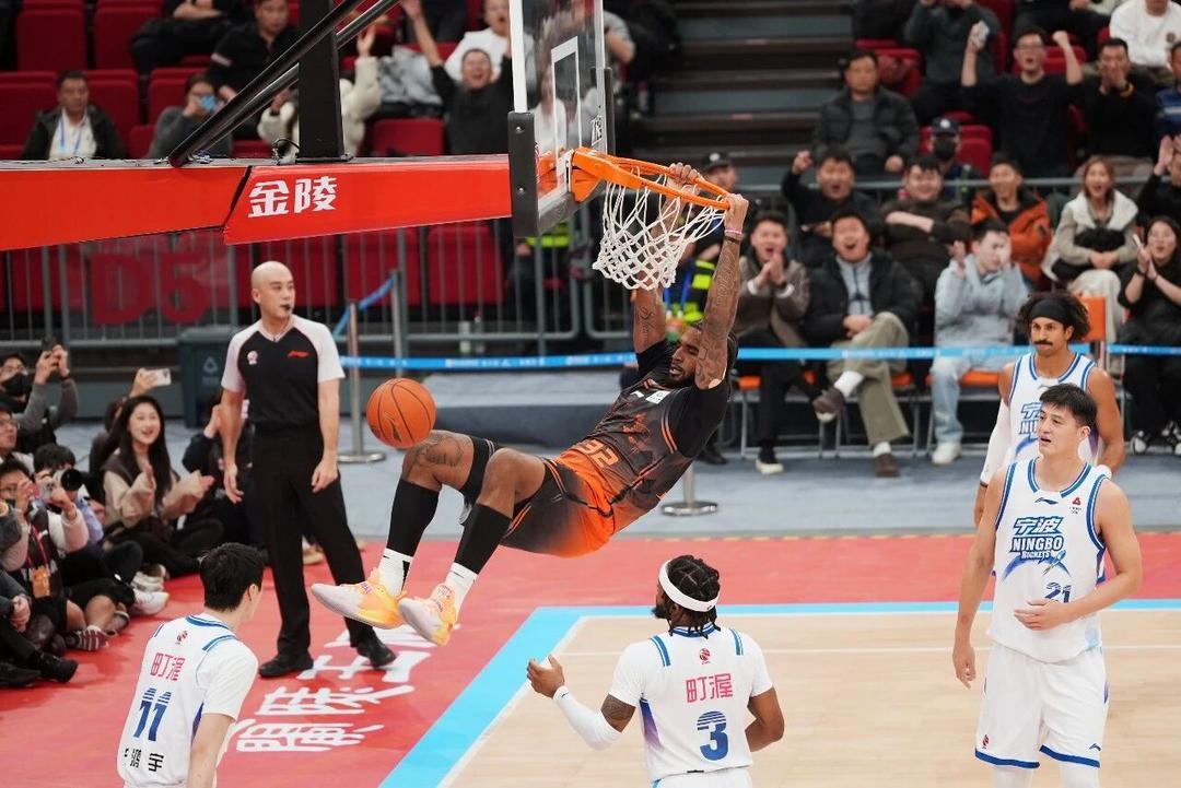 俱乐部世界杯-完美收官，山东男篮八连胜结束本赛季临沂主场全部赛事